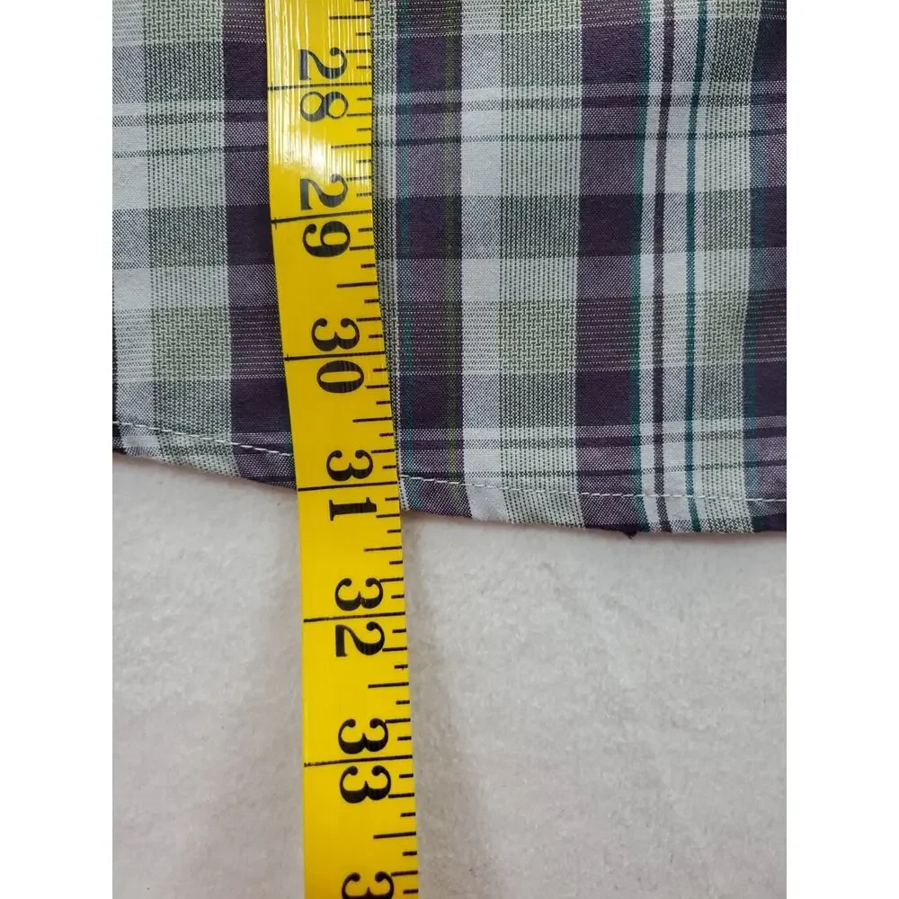 The North Face collared plaid men’s button front shirt